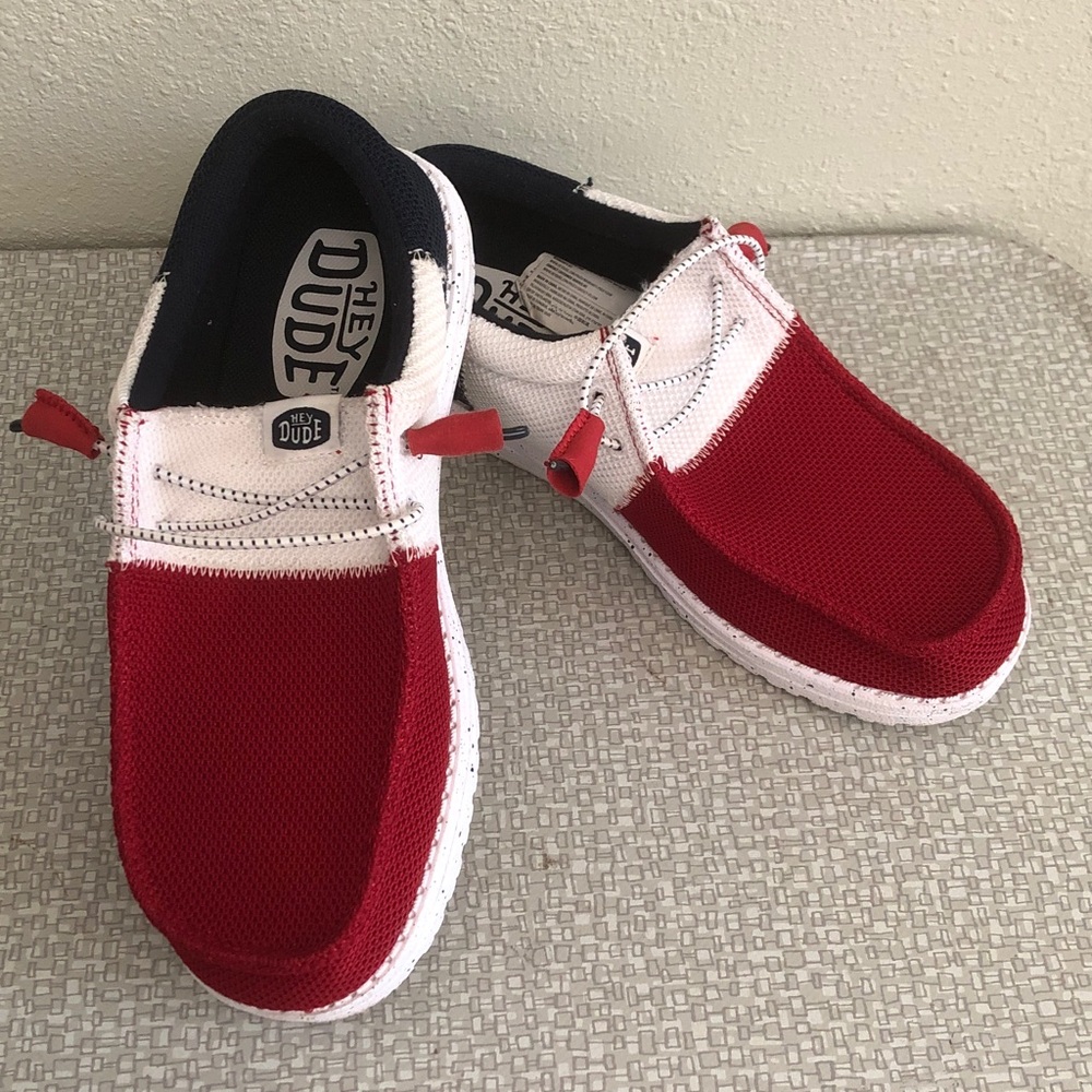 Hey Dude Wally Tri Varsity Mesh Red White Navy Blue Loafers, Size 9 - Picture 9 of 10